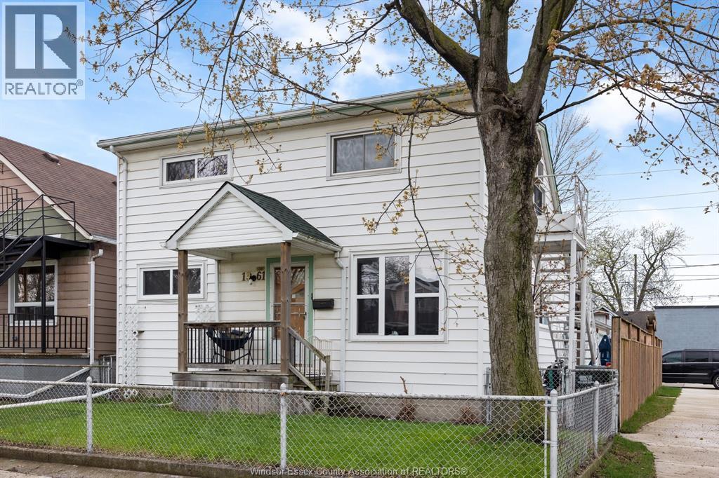 7-bedroom Single Family at 1361 Albert, Windsor — photograph 2