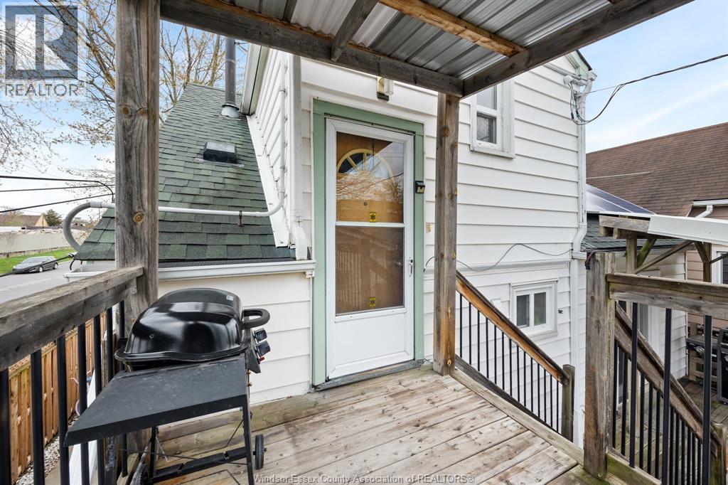 7-bedroom Single Family at 1361 Albert, Windsor — photograph 3