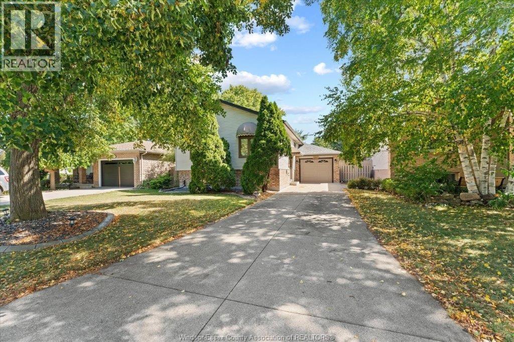 Single Family — 3948 Bliss Road, Windsor, Ontario
