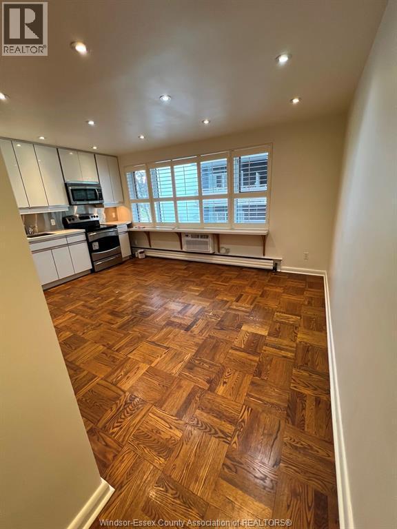 1-bedroom Single Family at 1901 Bayview Avenue #105, Toronto — primary photograph
