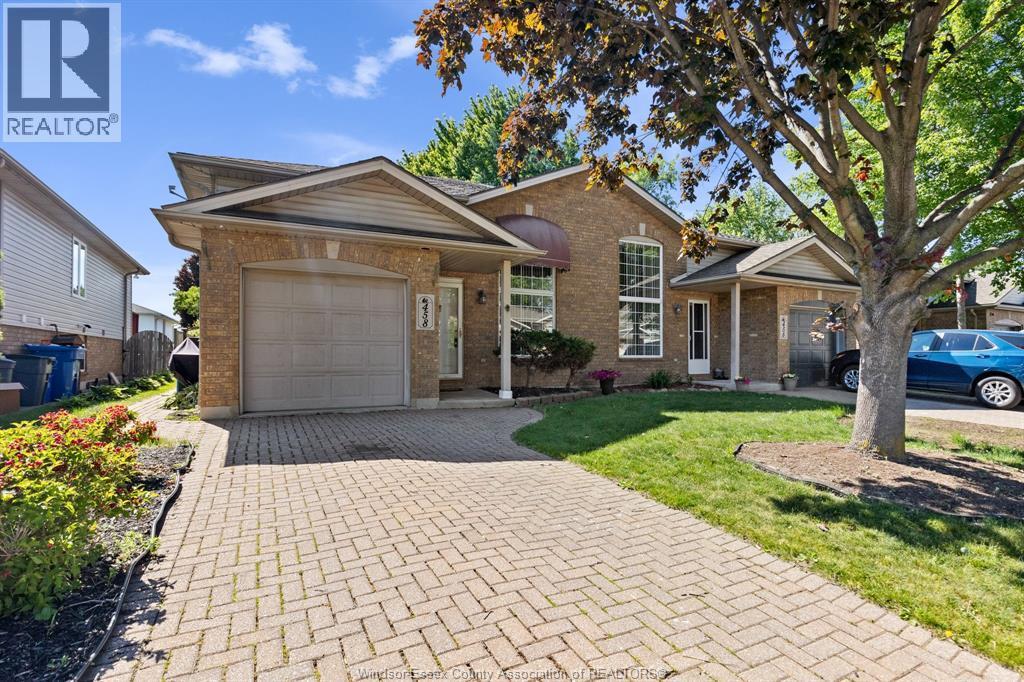 3-bedroom Single Family at 458 Merrill, LaSalle — primary photograph