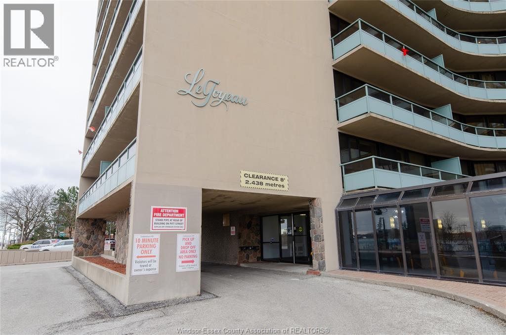 1-bedroom Single Family at 111 Riverside Drive #312, Windsor — photograph 3
