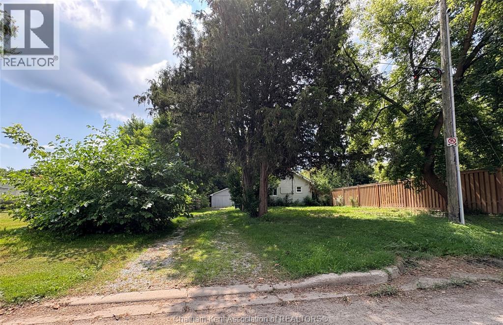 2-bedroom Single Family at 8 Siskind Court, Chatham — primary photograph