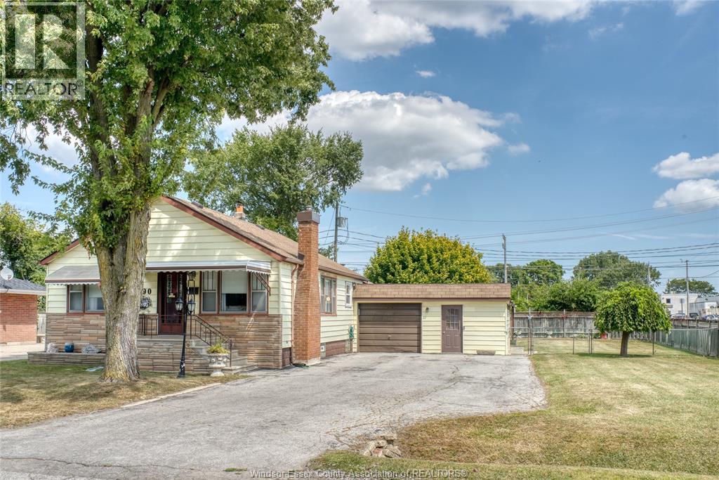 3-bedroom Single Family at 3690 Turner Road, Windsor — photograph 2