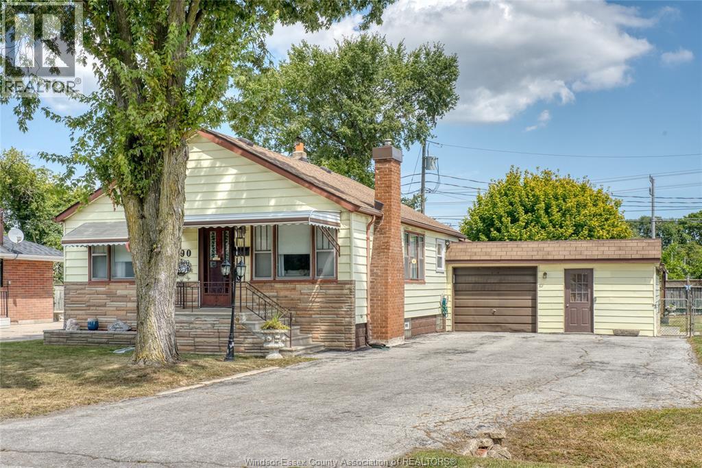 3-bedroom Single Family at 3690 Turner Road, Windsor — photograph 3