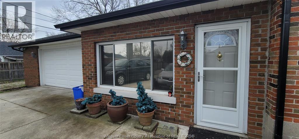 3-bedroom Single Family at 3500 Dominion Boulevard #BASEMENT, Windsor — primary photograph
