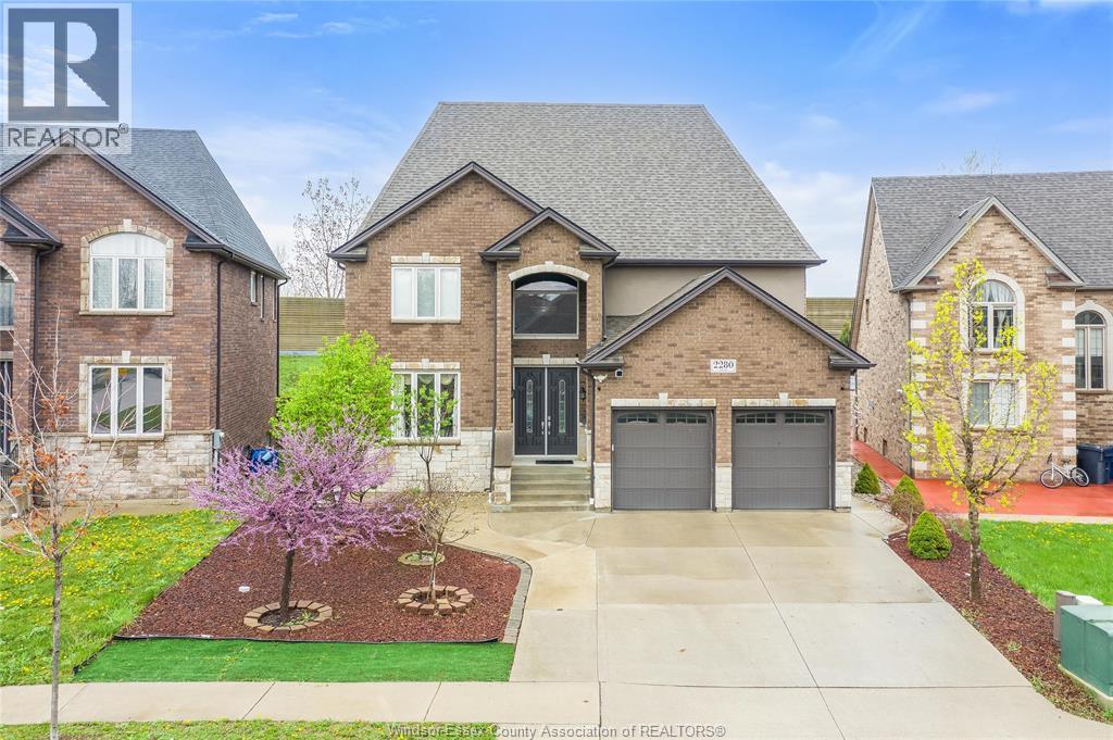 Single Family — 2280 Dandurand, Windsor, Ontario