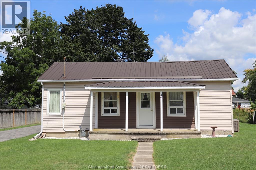 2-bedroom Single Family at 19 Lumley Street, Blenheim — primary photograph