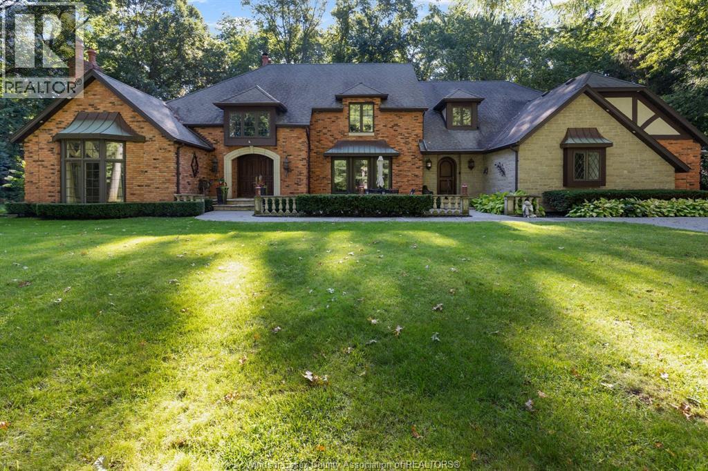 Single Family — 7550 Matchett, LaSalle, Ontario