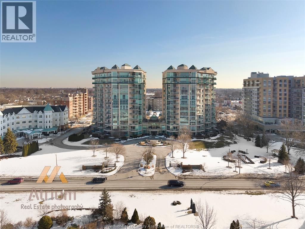 2-bedroom Single Family at 5055 Riverside Drive #201, Windsor — photograph 2