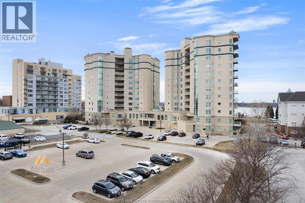 2-bedroom Single Family at 5055 Riverside Drive #201, Windsor — photograph 3
