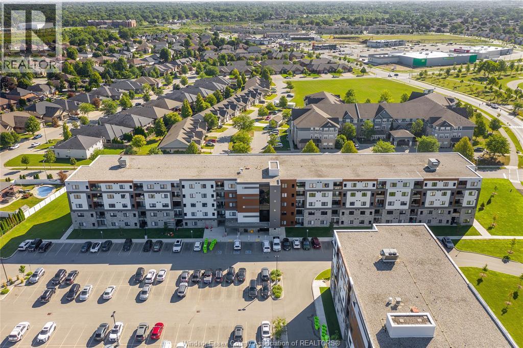 2-bedroom Single Family at 2550 Sandwich West Parkway #501, LaSalle — primary photograph