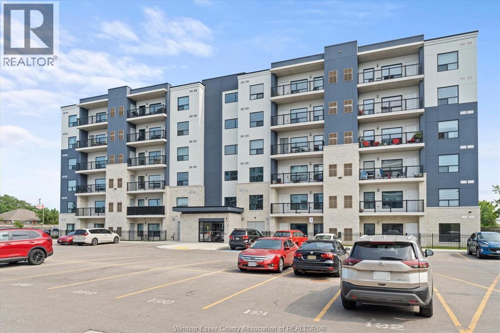 2-bedroom Single Family at 3370 Stella Crescent #629, Windsor — primary photograph