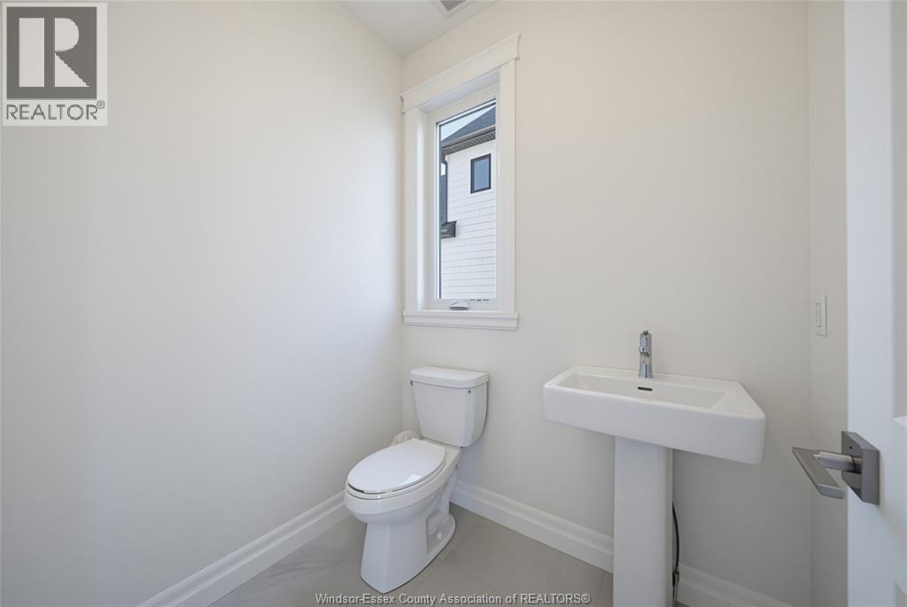 4-bedroom Single Family at 267 Joan Flood, Essex — photograph 2