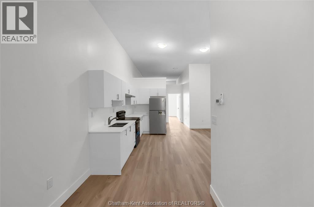 1-bedroom Single Family at 131 Main Street #5, Dresden — primary photograph