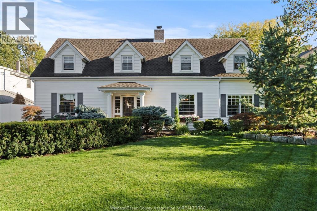 4-bedroom Single Family at 6545 Riverside Drive, Windsor — primary photograph