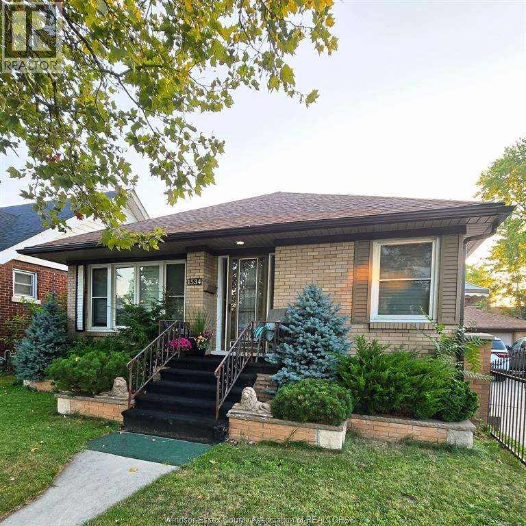 Single Family — 1534 Pillette Road, Windsor, Ontario