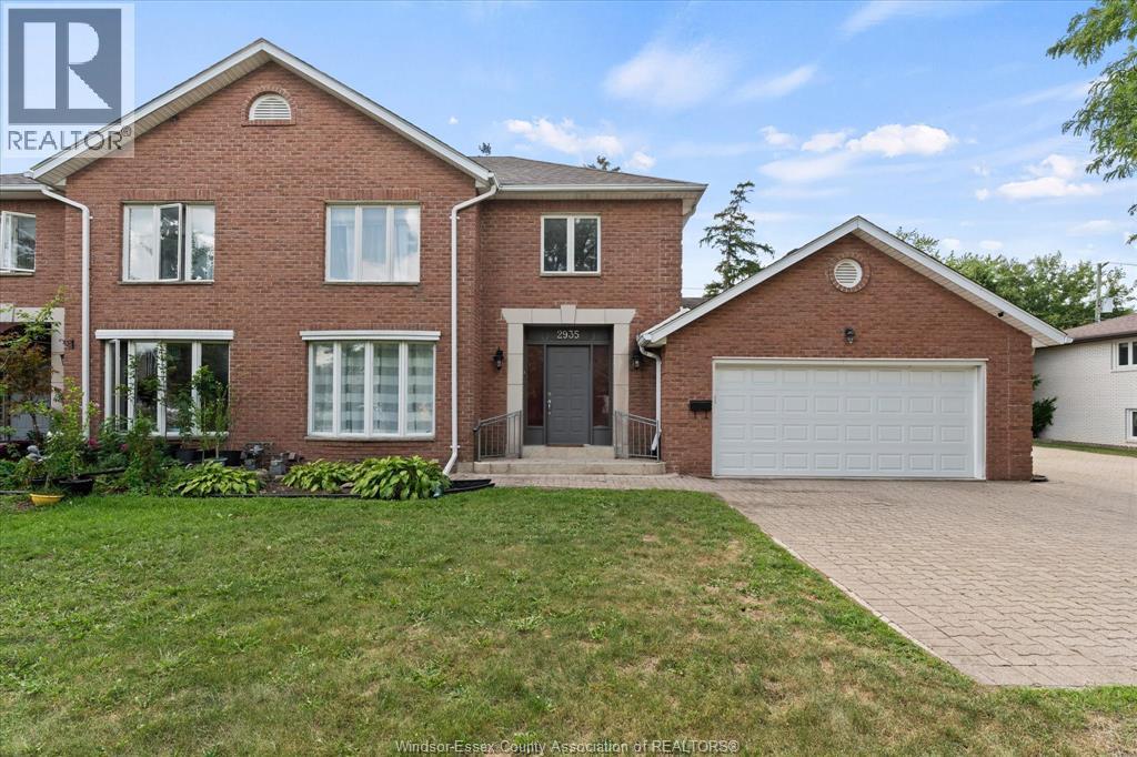 Single Family — 2935 McKay Avenue, Windsor, Ontario