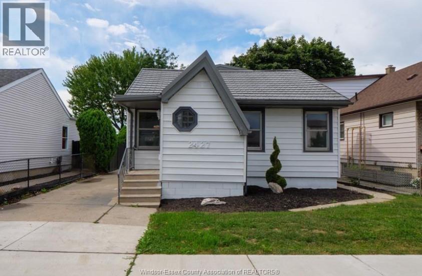 Single Family — 2427 Mercer, Windsor, Ontario