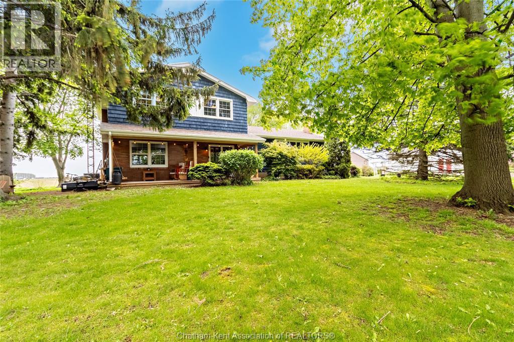 4-bedroom Single Family at 19079 Charing Cross Road, Cedar Springs — photograph 3