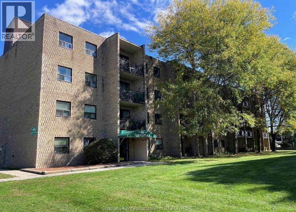 2-bedroom Single Family at 150 Park Avenue #311, Chatham — primary photograph