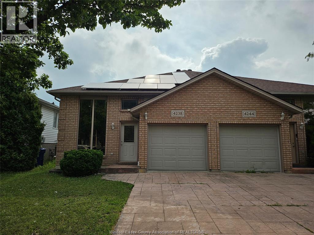 3-bedroom Single Family at 4238 Showdown, Windsor — primary photograph