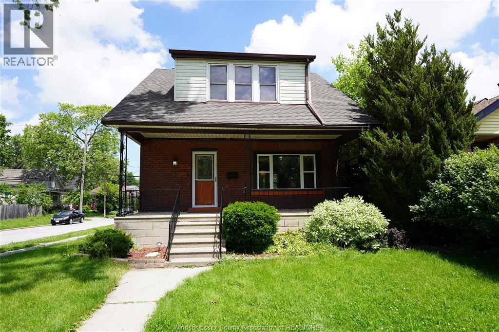 4-bedroom Single Family at 1450 Bruce Avenue, Windsor — primary photograph
