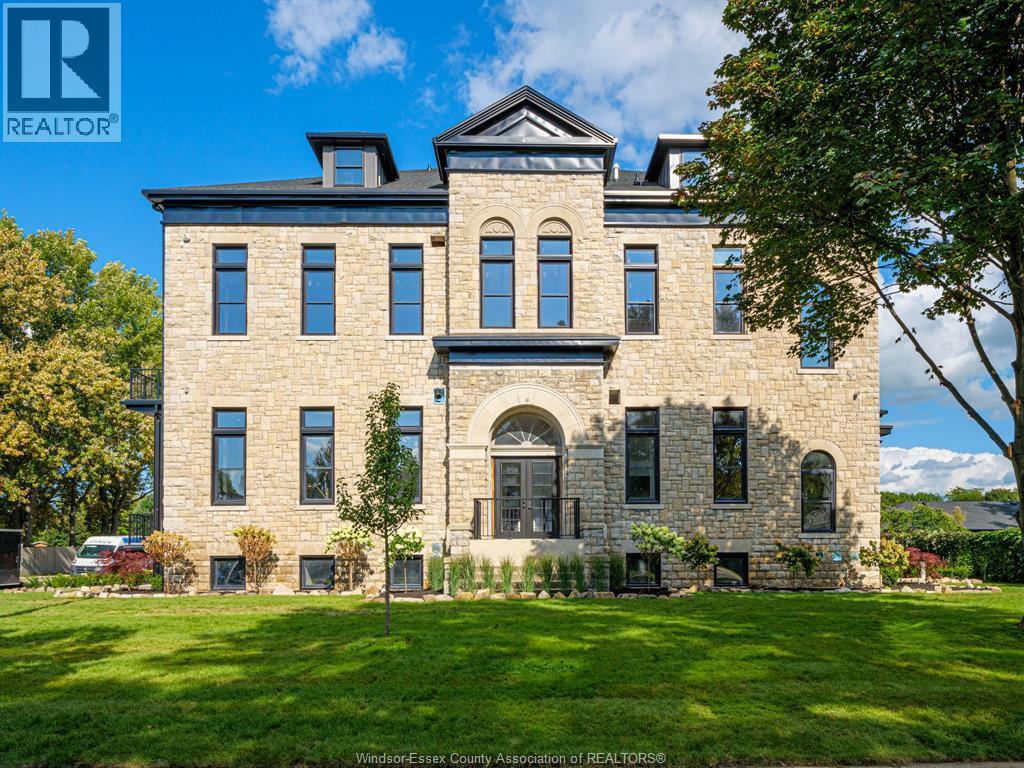 2-bedroom Single Family at 247 Brock Street #403, Amherstburg — photograph 3