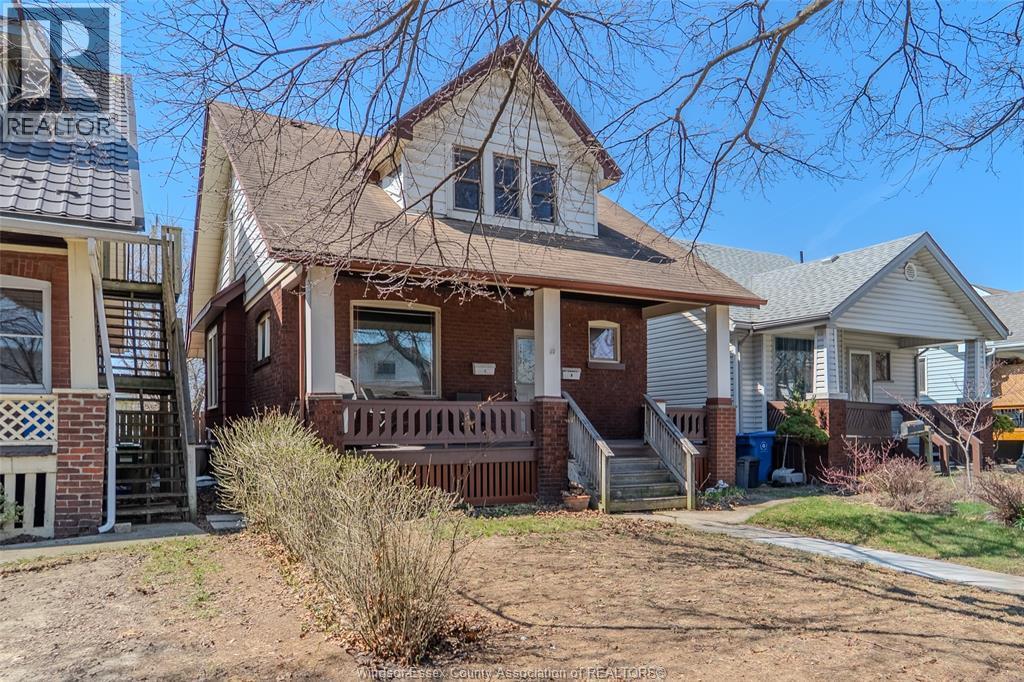 Single Family — 1135 Janette Avenue, Windsor, Ontario