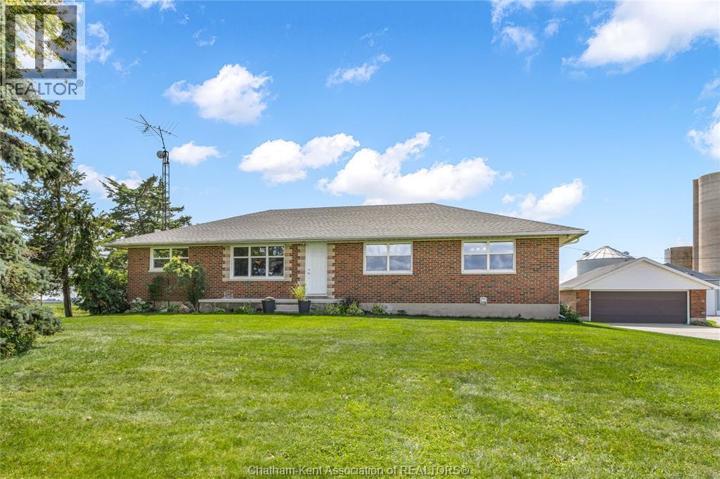 Single Family — 27156 St Clair Road, Wallaceburg, Ontario
