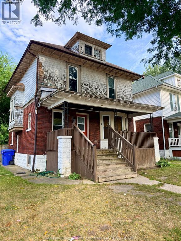 Single Family — 490 Crawford, Windsor, Ontario