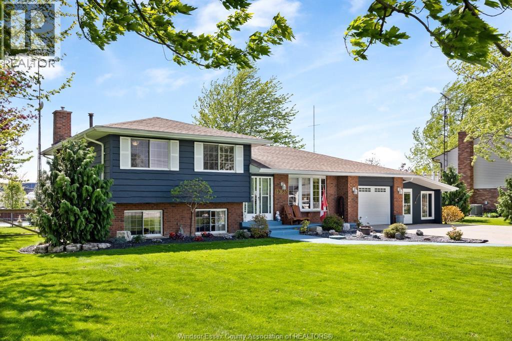 3-bedroom Single Family at 19085 Blue Water Avenue, Lakeshore — primary photograph