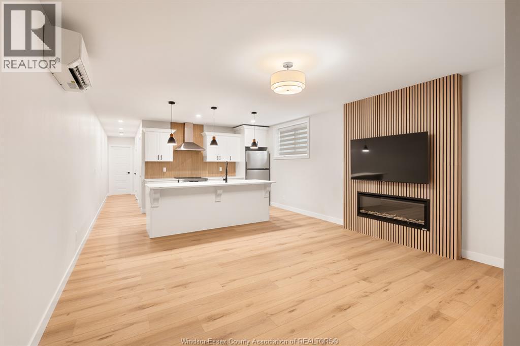 Single Family — 1711 Ford Boulevard, Windsor, Ontario