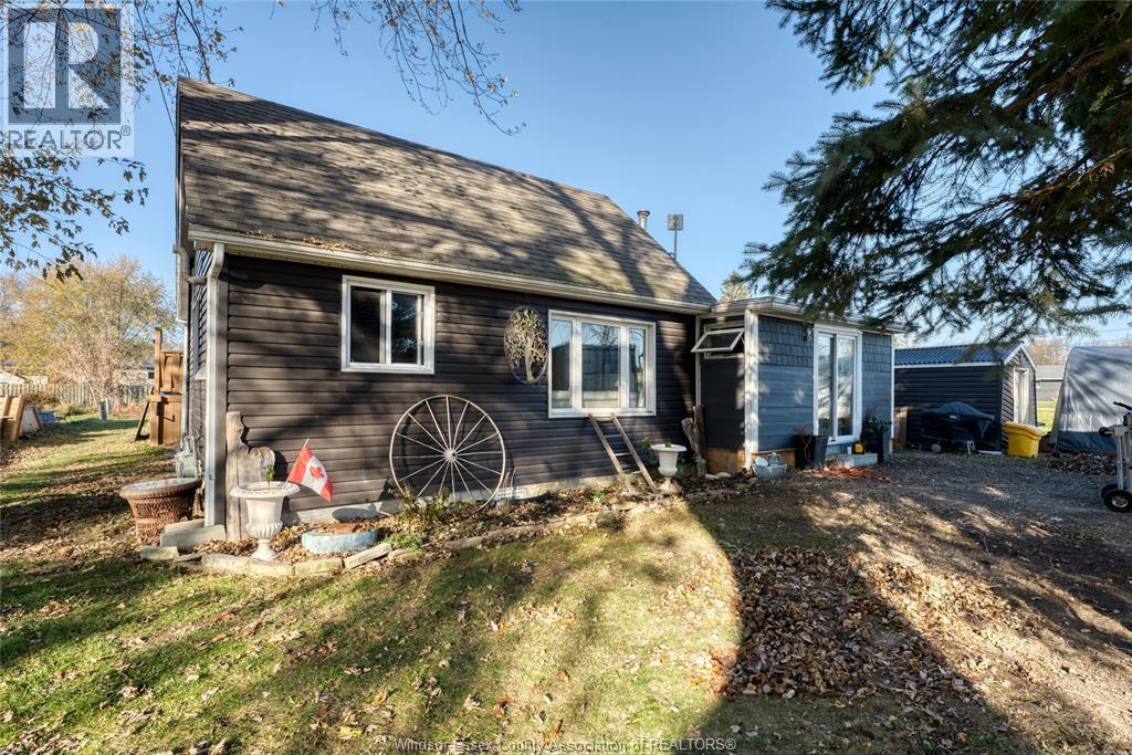3-bedroom Single Family at 625 Sydenham Street, Colchester — photograph 2