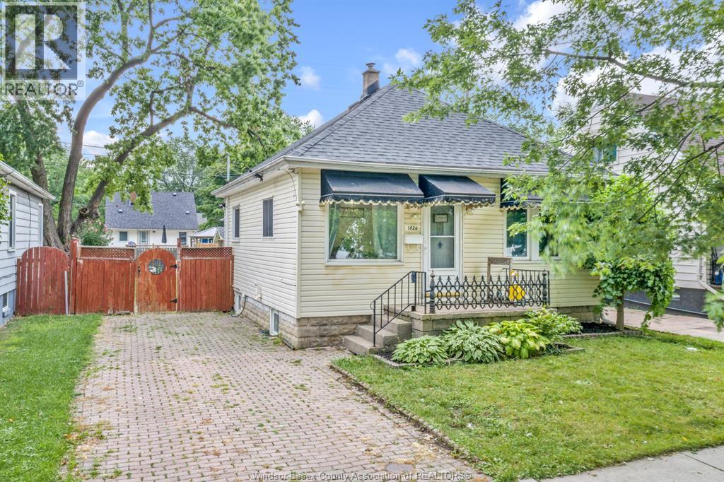 2-bedroom Single Family at 1826 Francois Road, Windsor — primary photograph