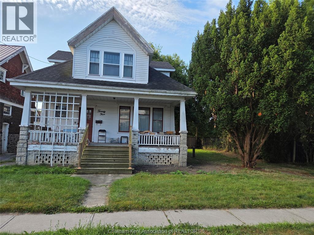 Single Family — 24 Stanley Avenue, Chatham, Ontario