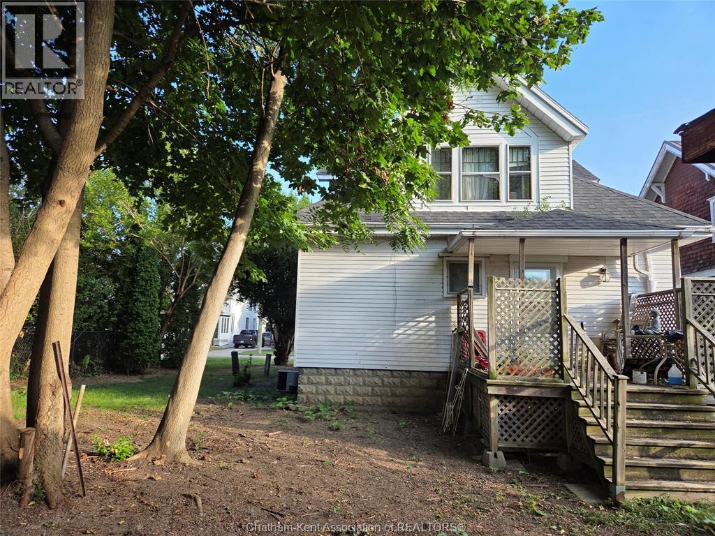 3-bedroom Single Family at 24 Stanley Avenue, Chatham — photograph 2