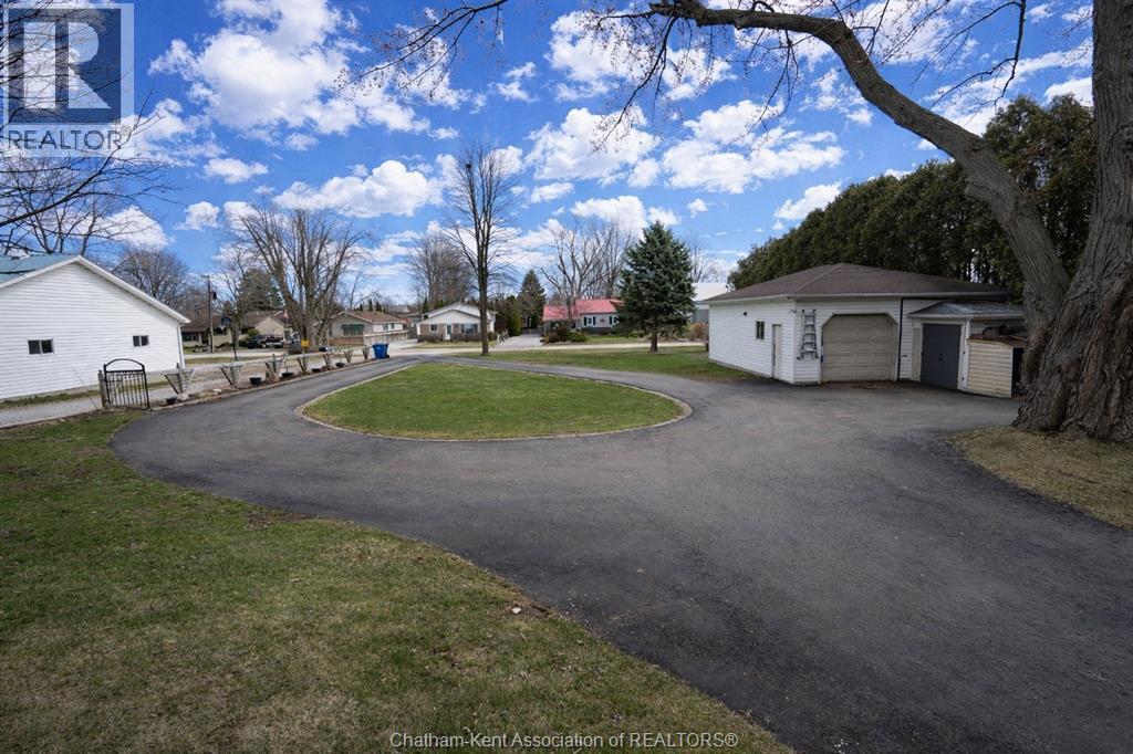 3-bedroom Single Family at 418 Talbot Street, Blenheim — photograph 2