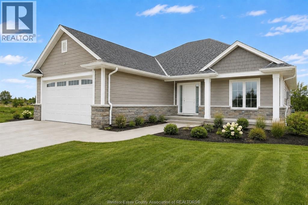 Single Family — 44 Belleview Drive, Kingsville, Ontario