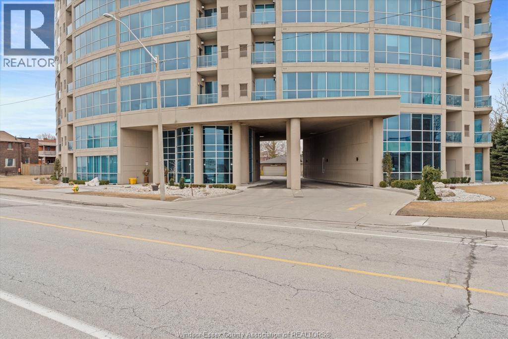 2-bedroom Single Family at 1225 Riverside Drive #1103, Windsor — photograph 3