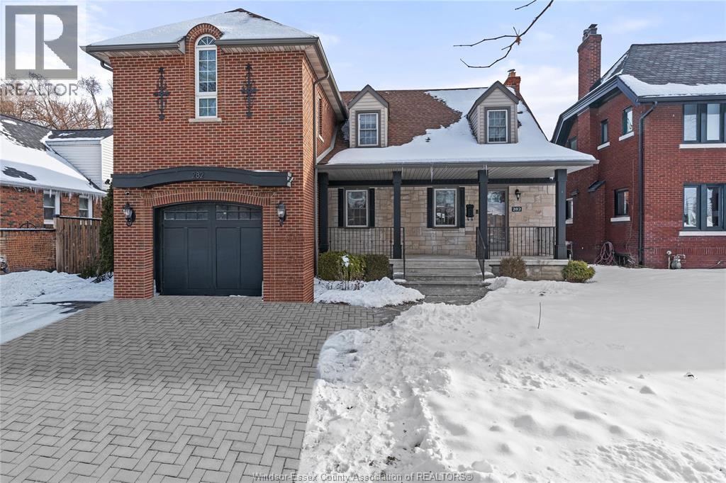 4-bedroom Single Family at 282 Rossini #UPPER, Windsor — photograph 2