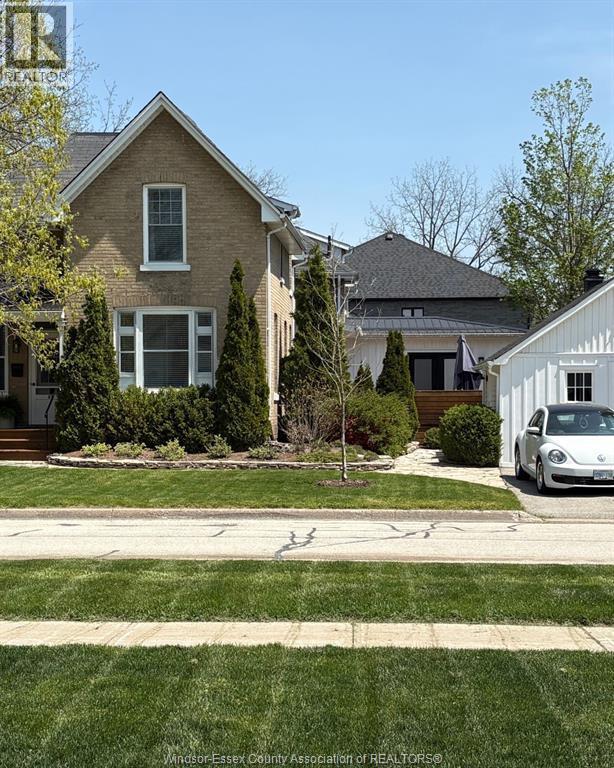 5-bedroom Single Family at 83 Nelson Street, New Tecumseth — primary photograph