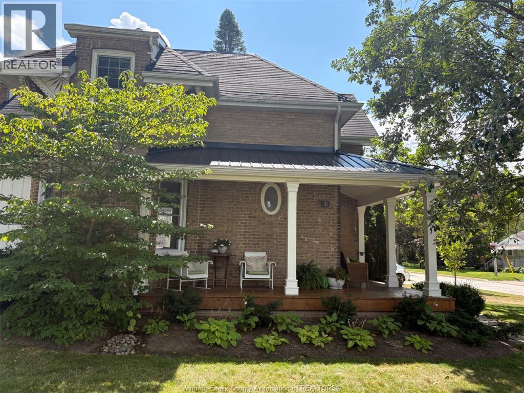 5-bedroom Single Family at 83 Nelson Street, New Tecumseth — photograph 2