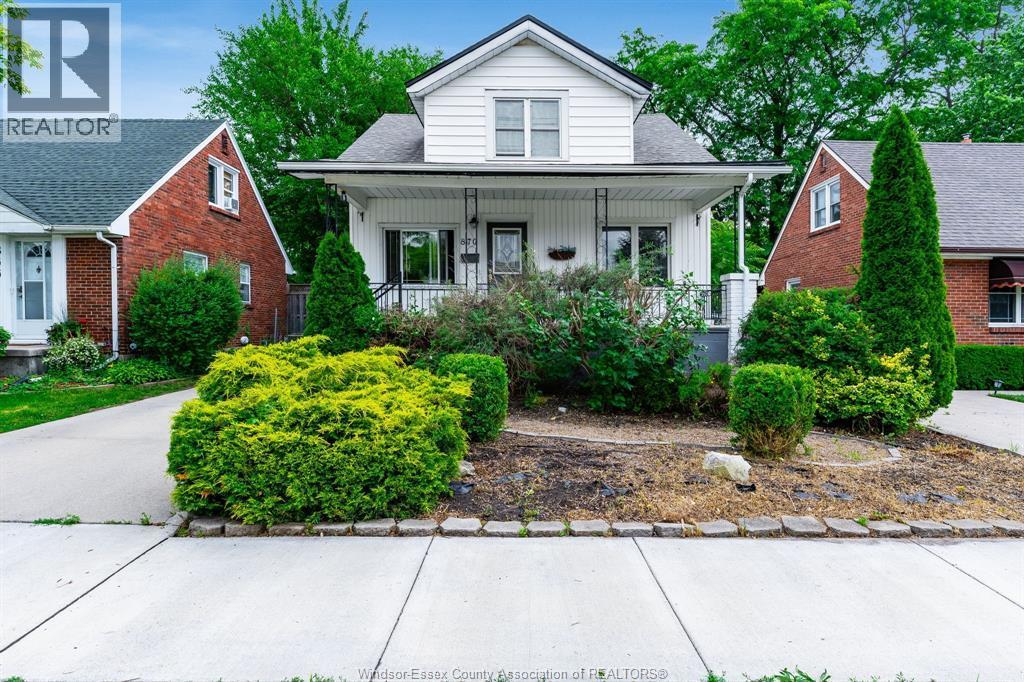 Single Family — 870 St. Louis, Windsor, Ontario