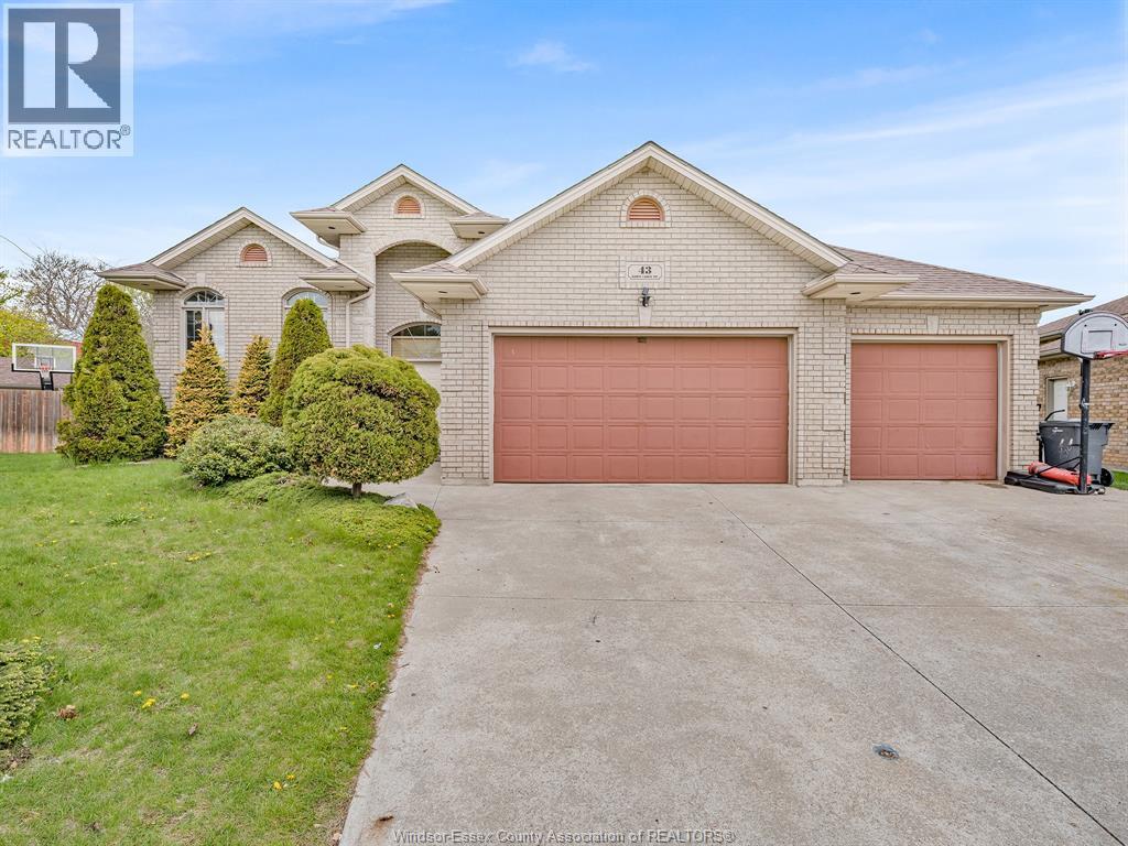 Single Family — 43 Sandy Lake Drive, Leamington, Ontario