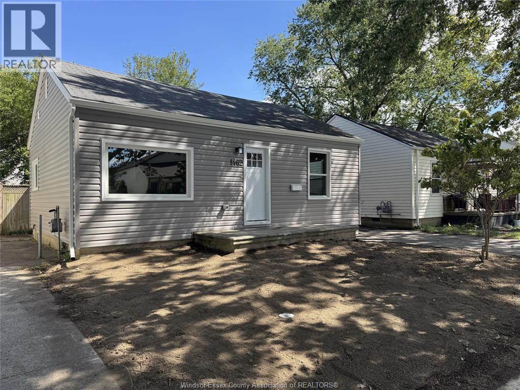 3-bedroom Single Family at 1462 Labadie, Windsor — primary photograph