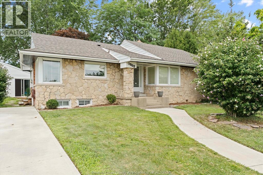 Single Family — 1965 Olive Road, Windsor, Ontario
