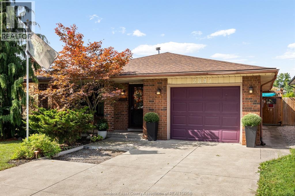 Single Family — 2841 Garvey Crescent, Windsor, Ontario