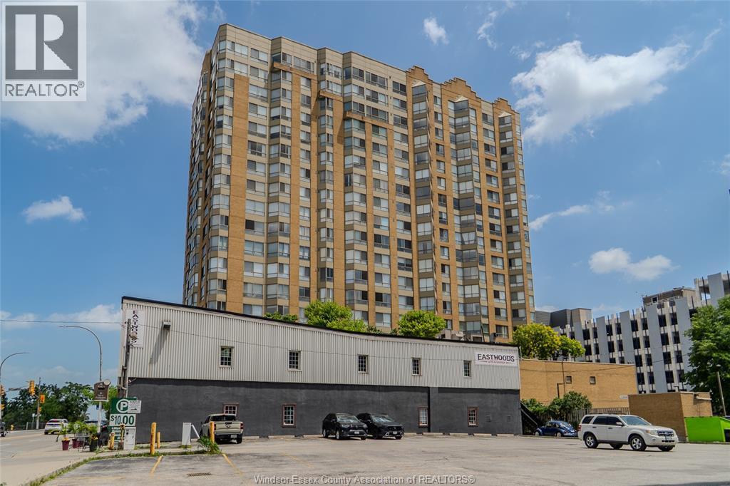 2-bedroom Single Family at 75 Riverside Drive #1609, Windsor — photograph 2