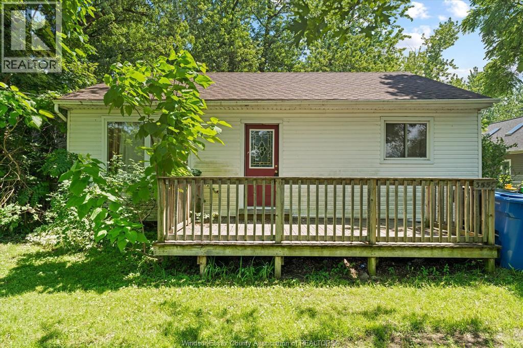 3-bedroom Single Family at 3555 County Rd 42, Windsor — photograph 2